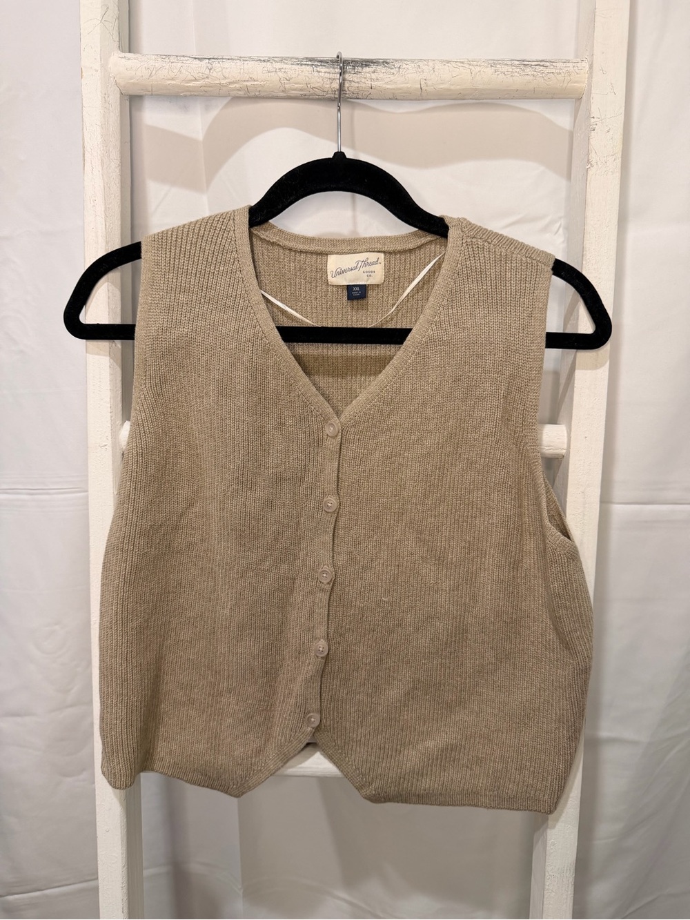 Universal Thread Tan Knit V-Neck Button Vest - Picture 1 of 3